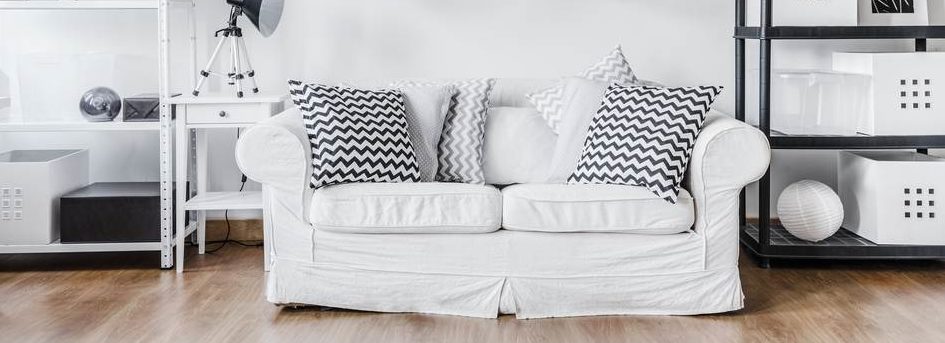 Hussen-Sofa im Landhausstil