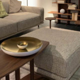 Ecksofa mit Hocker