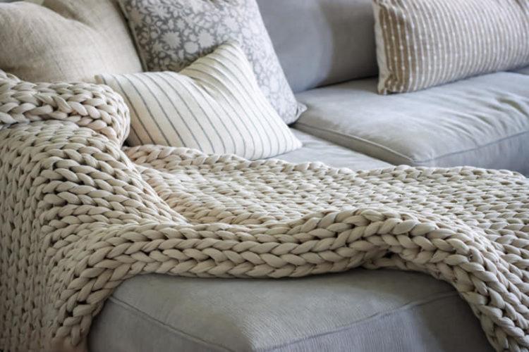 » Die 10 schönsten Decken für dein Sofa im Vergleich